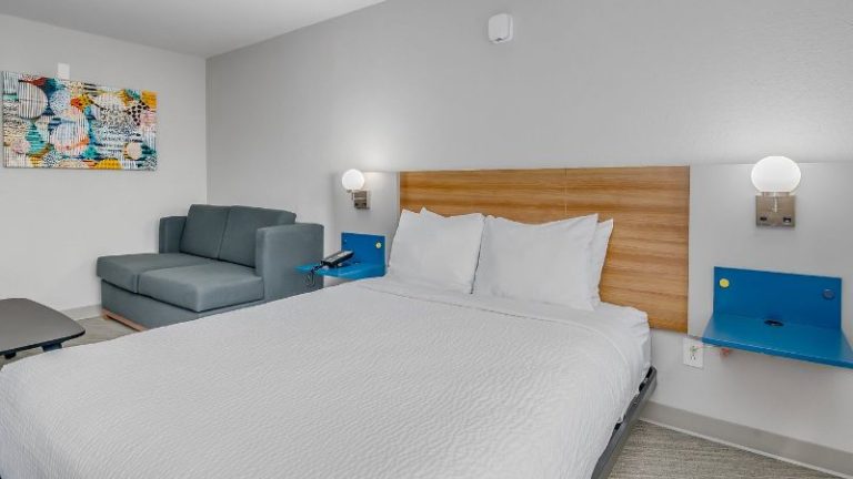 Microtel Inn & Suites by Wyndham Montgomery