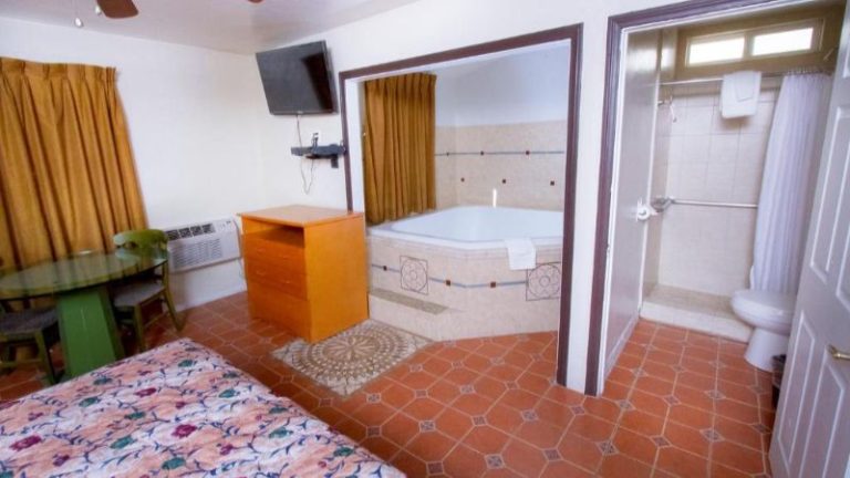 Mission Bell Motel
