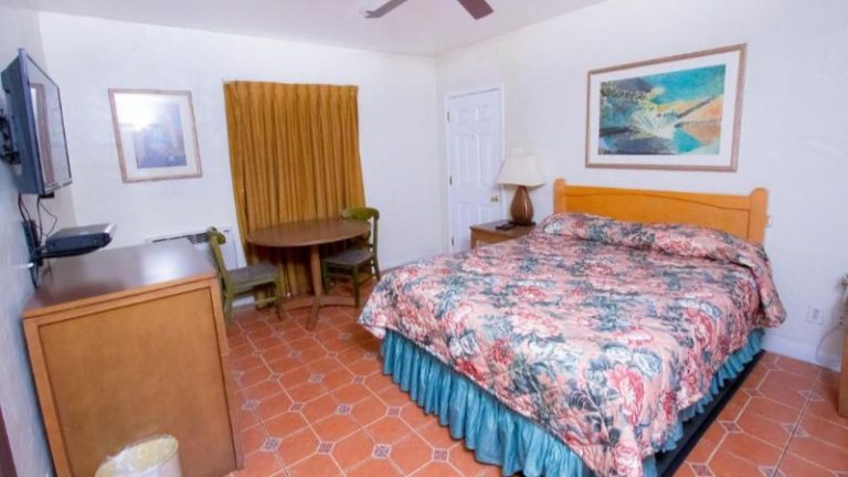 Mission Bell Motel