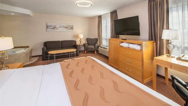 Quality Inn & Suites