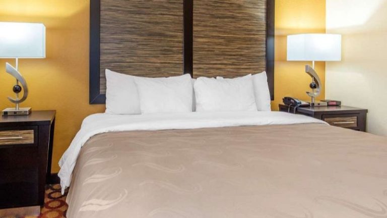 Quality Inn & Suites Montgomery East Carmichael Rd