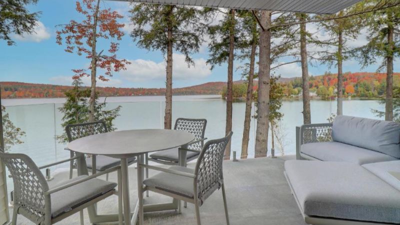 Ripplecove Hôtel & Spa, room with private jacuzzi, photo 4