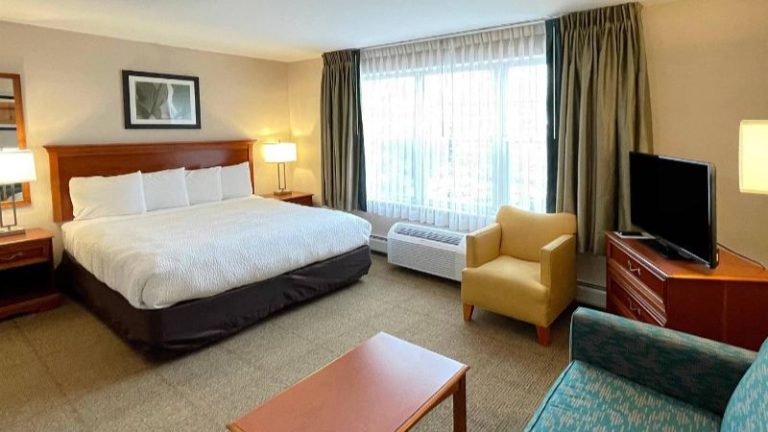 Smart Suites, Ascend Hotel Collection