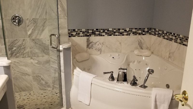Starlight Inn1 - jacuzzi hotel room