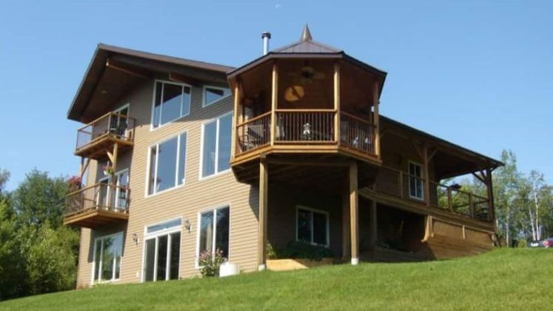 Strong Timbers BnB, room with private jacuzzi, photo 6
