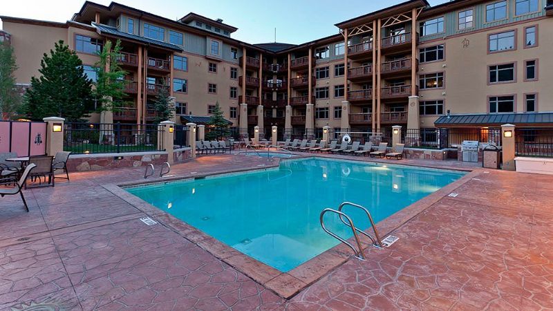 Sundial Lodge, room with private jacuzzi, photo 8