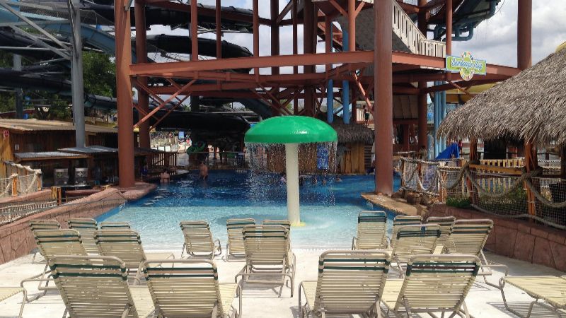 The Resort At Schlitterbahn, room with private jacuzzi, photo 6