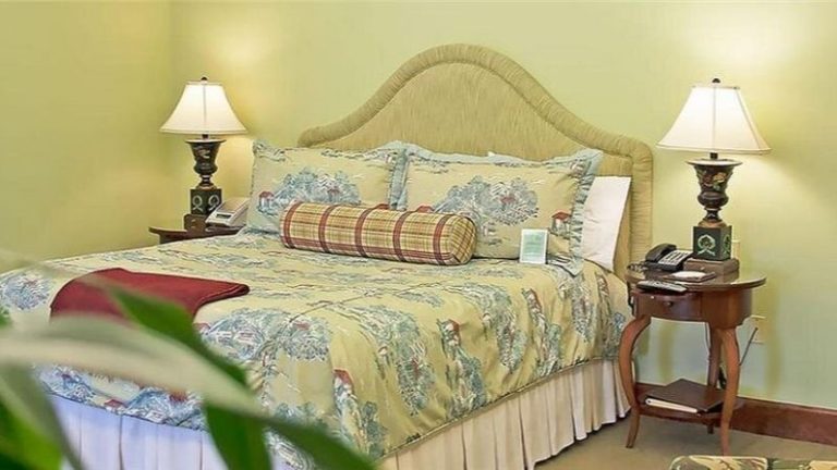 The Rose Hotel