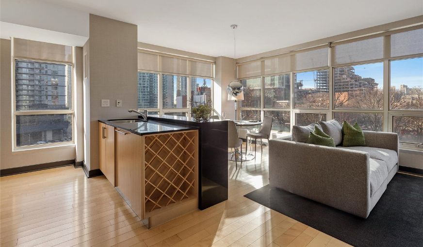 The SoHo Hotel & Residences, room with private jacuzzi, photo 8