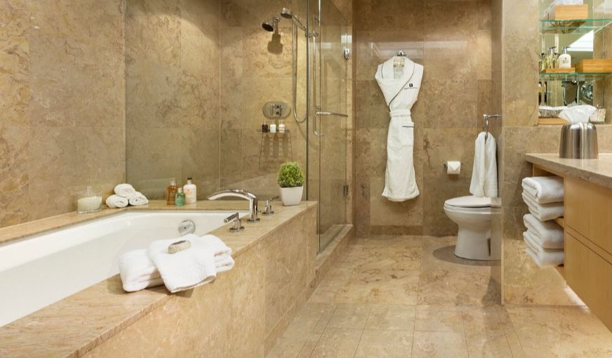 The SoHo Hotel & Residences, room with private jacuzzi, photo 2