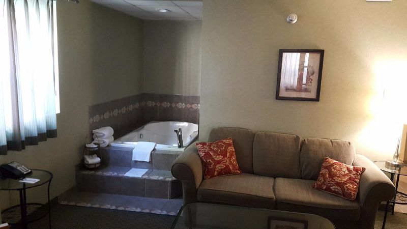 Travelodge by Wyndham Winnipeg East