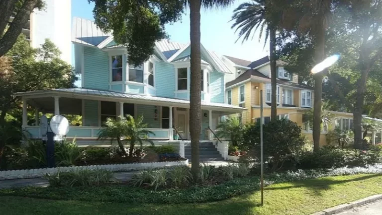 Watergarden Inn at the Bay