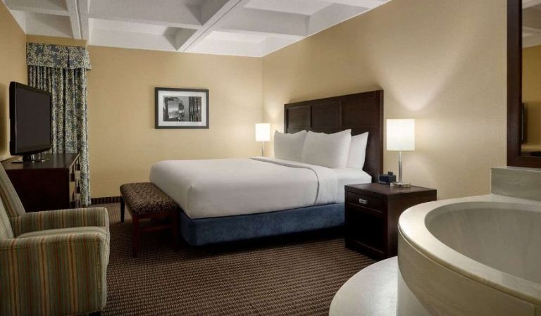 Wyndham Edmonton Hotel and Conference Centre