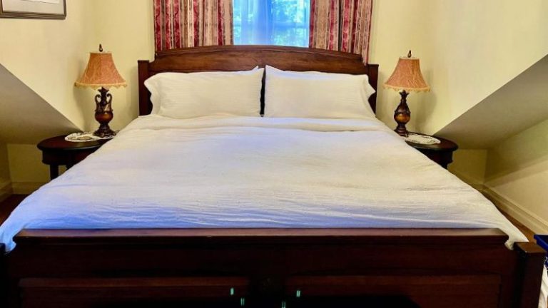 Belle View Manor Inn