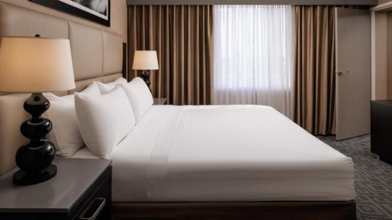 Pomeroy Hotel & Conference Centre Grande Prairie