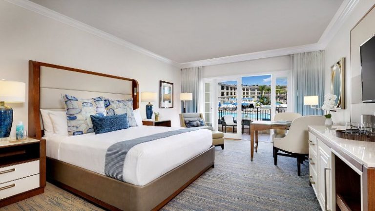 Balboa Bay Resort