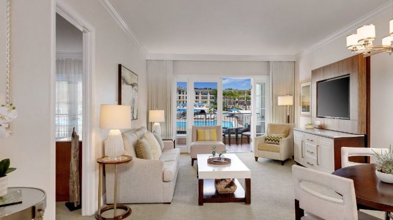 Balboa Bay Resort