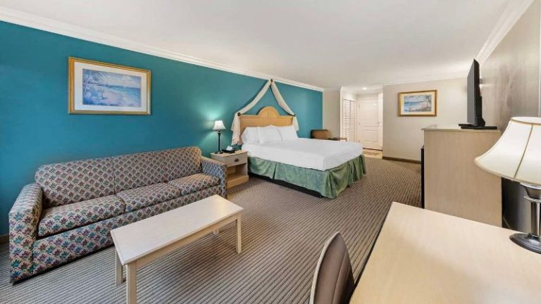 Best Western – Harbour Inn & Suites