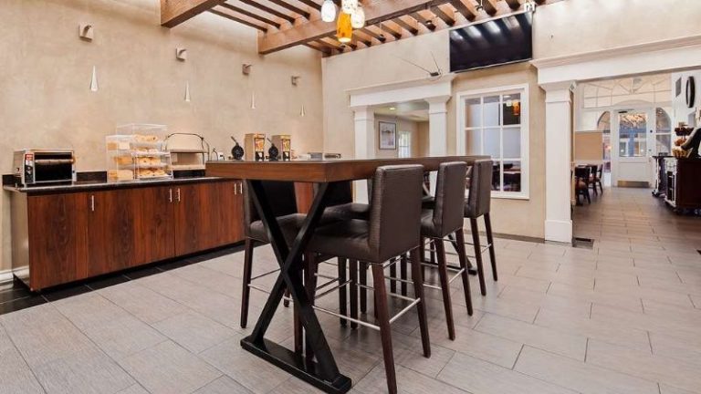 Best Western Plus Newport Mesa Inn