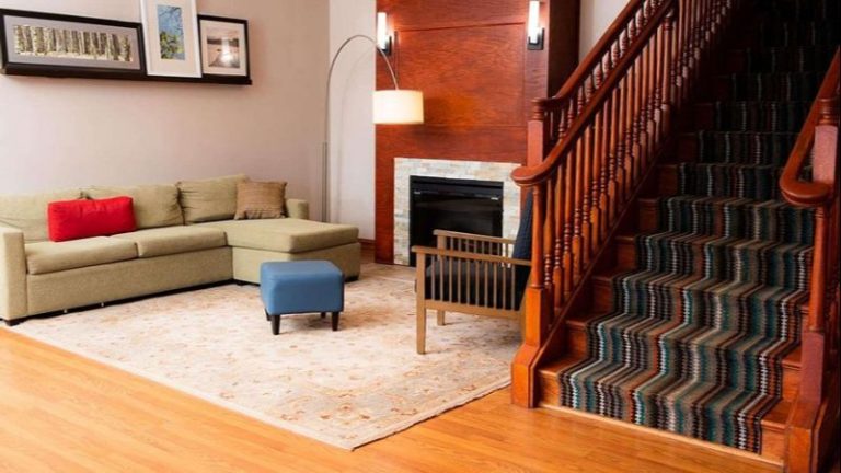 Country Inn & Suites by Radisson, Brockton (Boston), MA