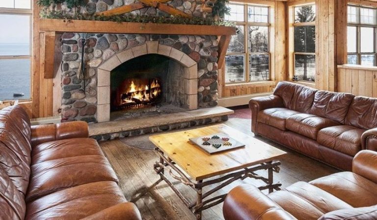 Cove Point Lodge