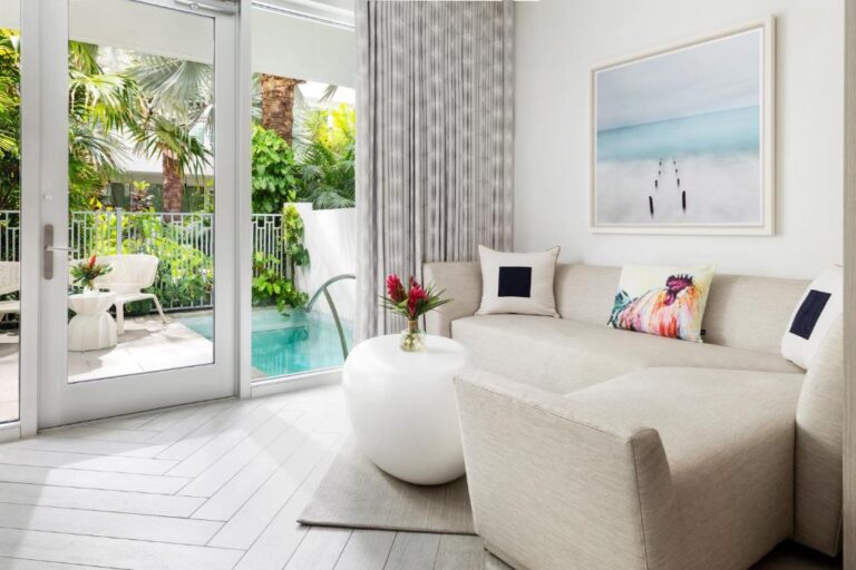 H2o Suites Hotel