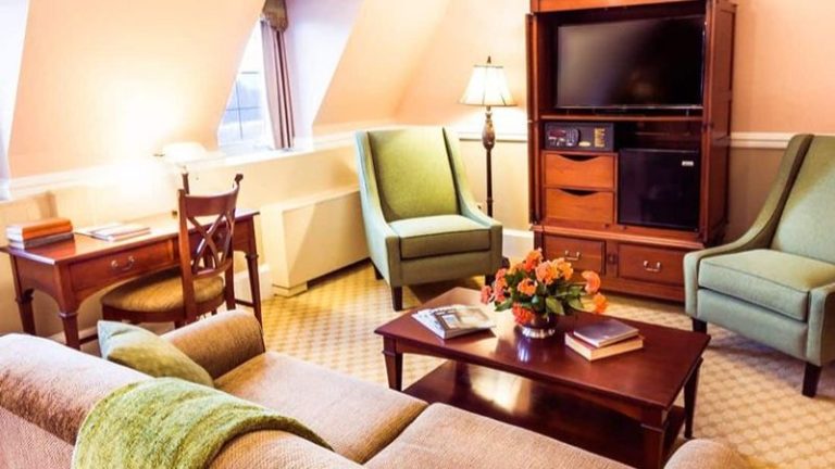 Skytop Lodge