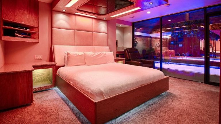 Sybaris Downers Grove
