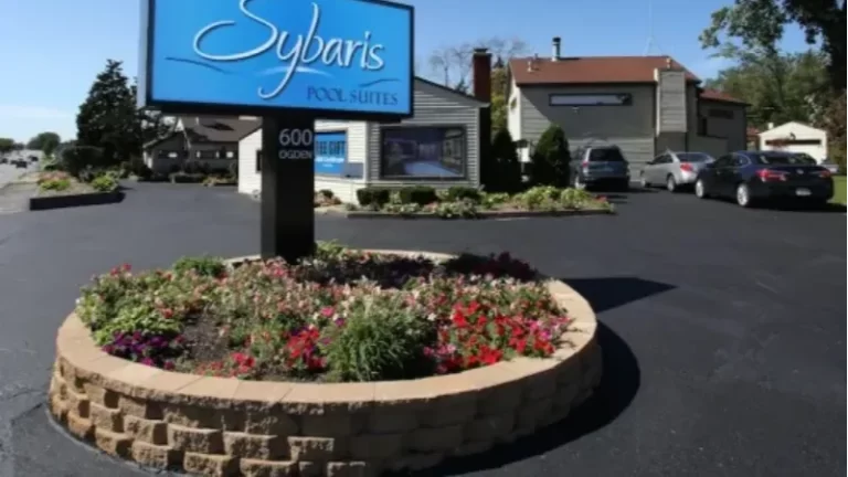 Sybaris Downers Grove