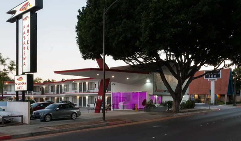 The Astro Pasadena Hotel