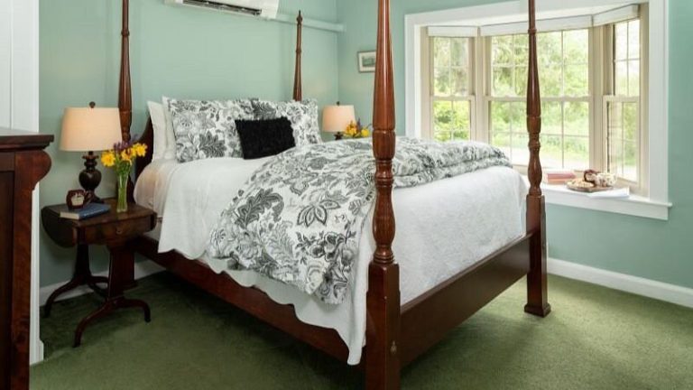 1802 House Bed and Breakfast