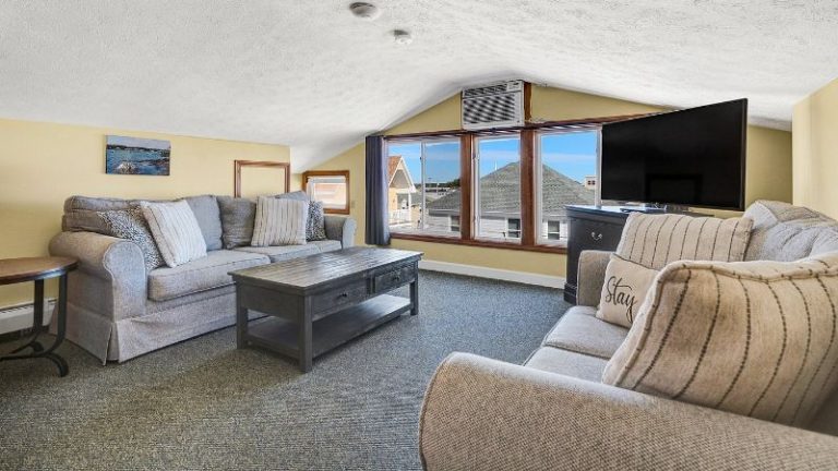 Abellona Inn & Suites On The Shore