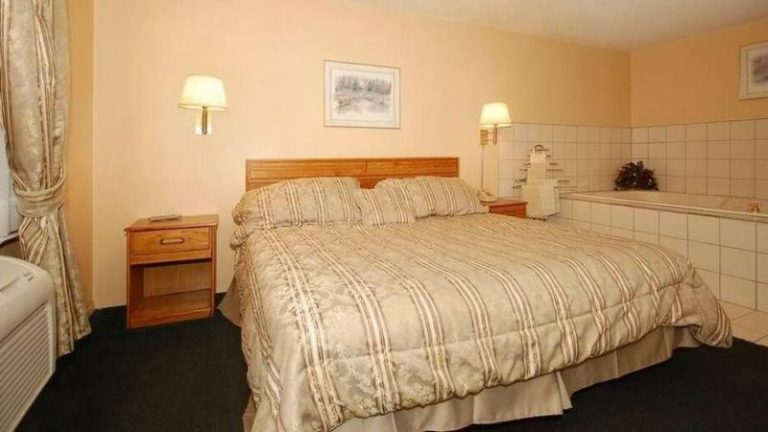 Americas Best Value Inn Webster City