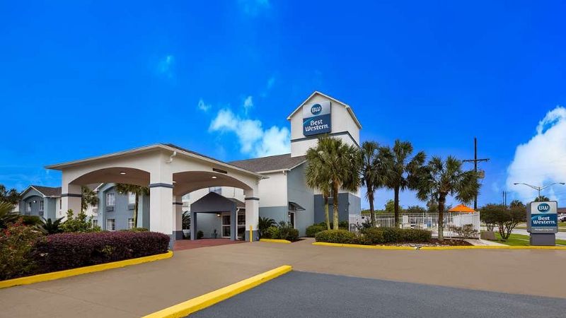 Best Western Morgan City Inn, room with private jacuzzi, photo 8