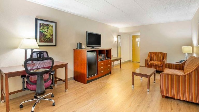 Best Western Plus Governor’s Inn