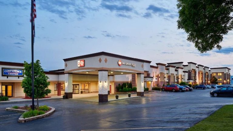 Best Western Plus Milwaukee Airport Hotel & Conference Center