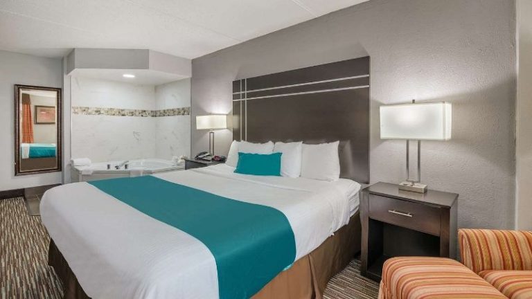 Best Western Waukesha Grand