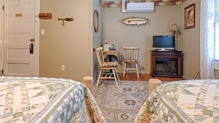 Broad River Inn