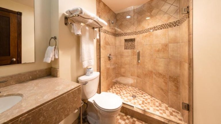 Candlestone Golf & Resort