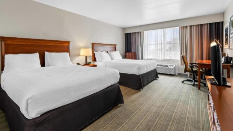 Country Inn & Suites by Radisson, Chambersburg, PA