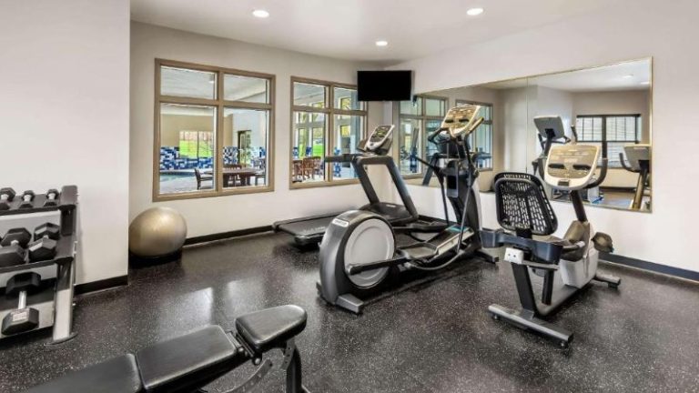 Country Inn & Suites by Radisson Portage, IN