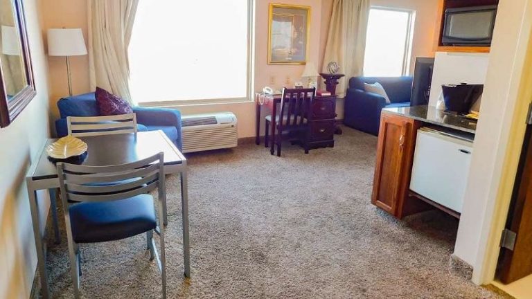 Days Inn & Suites by Wyndham Pocahontas