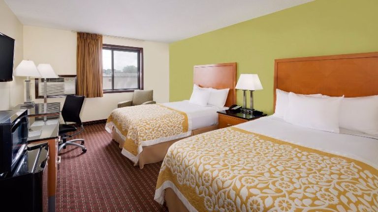 Days Inn by Wyndham Fort Dodge