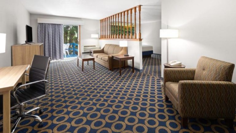 Days Inn by Wyndham Wauseon