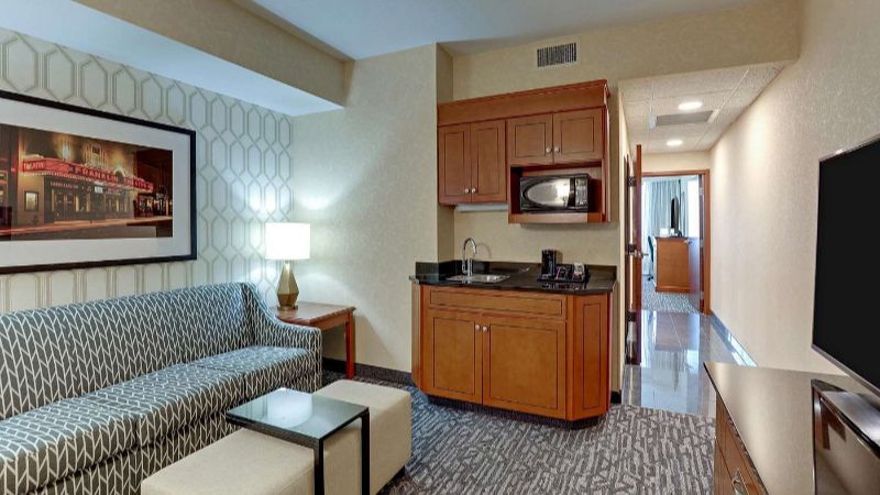 Drury Plaza Hotel Nashville Franklin, room with private jacuzzi, photo 5