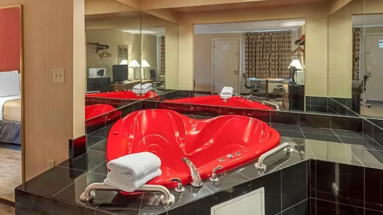 Economy Inn