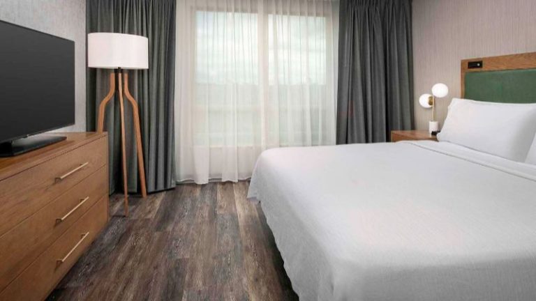 Embassy Suites by Hilton Dulles North Loudoun