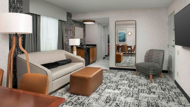 Embassy Suites by Hilton Dulles North Loudoun