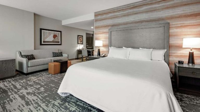 Embassy Suites by Hilton Jonesboro Red Wolf Convention Center