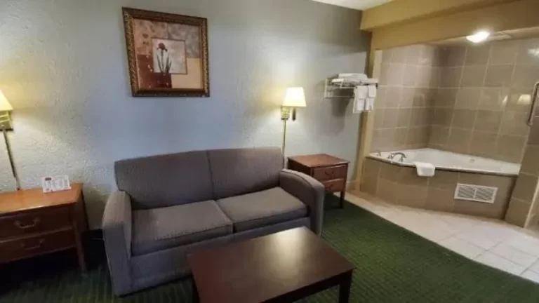 FairBridge Inn & Suites McDonough